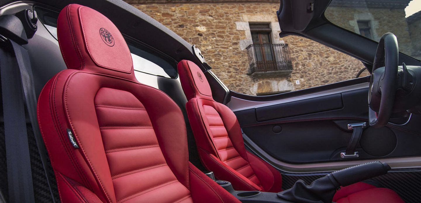 2019 Alfa Romeo 4C Spider Red Black Interior
